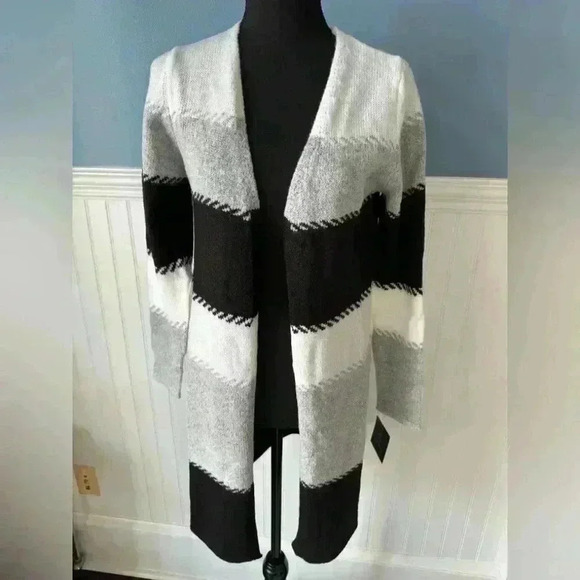 NWT Stitch Fix Fortune + Ivy Adeline Cardigan Open Front~gray, black,& white~XS - Picture 3 of 8